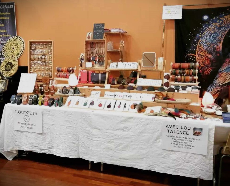 LOU'K'UIR lors des évènementiels en Gironde, découvrez l'agenda de la maroquinerie artisanale à Talence.